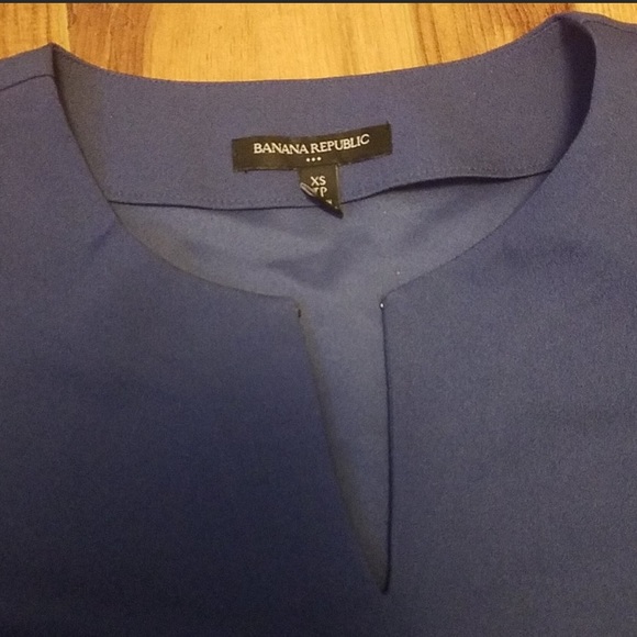 2/$20🎉 Banana Republic peplum top - Picture 2 of 3